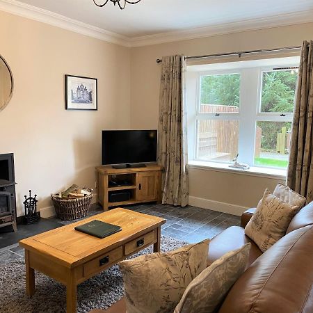 Cherry Blossom Cottage Cupar Esterno foto