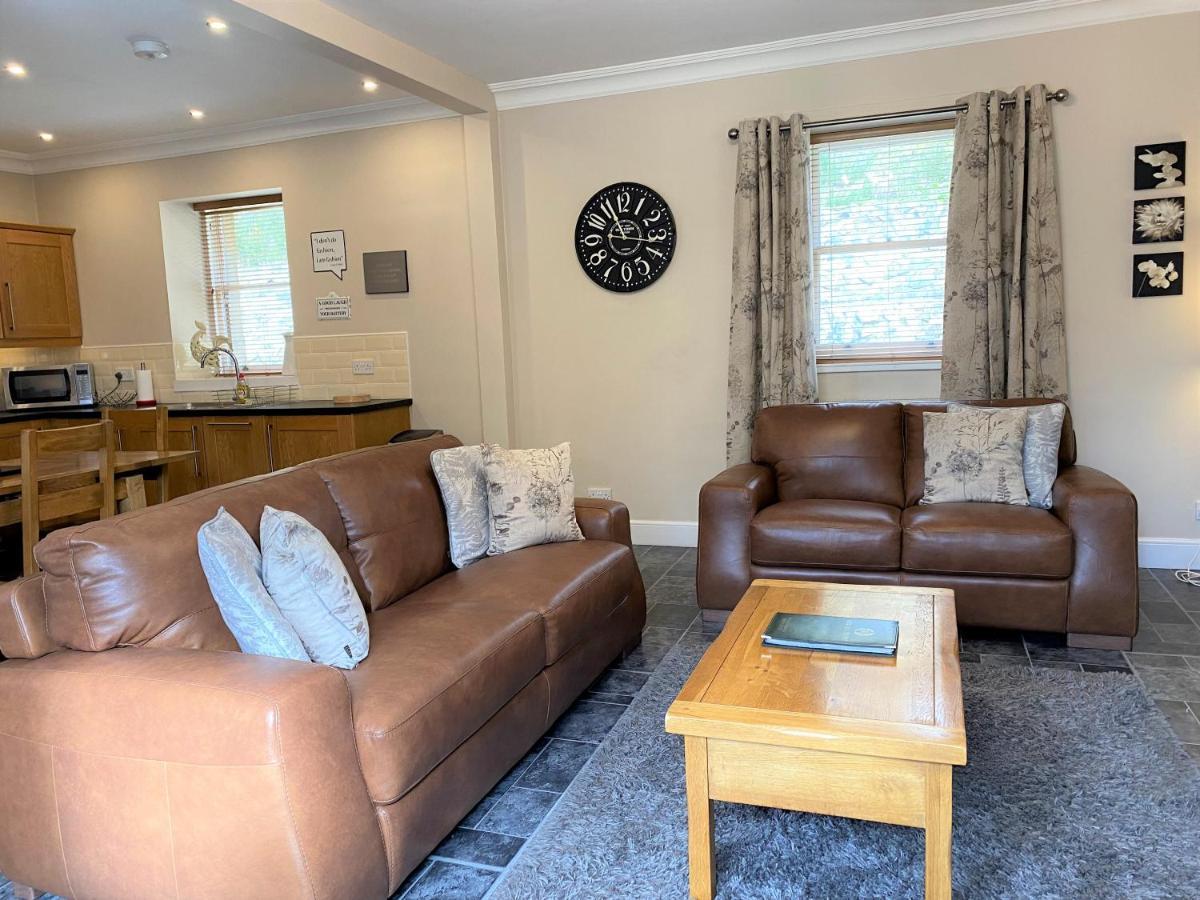 Cherry Blossom Cottage Cupar Esterno foto