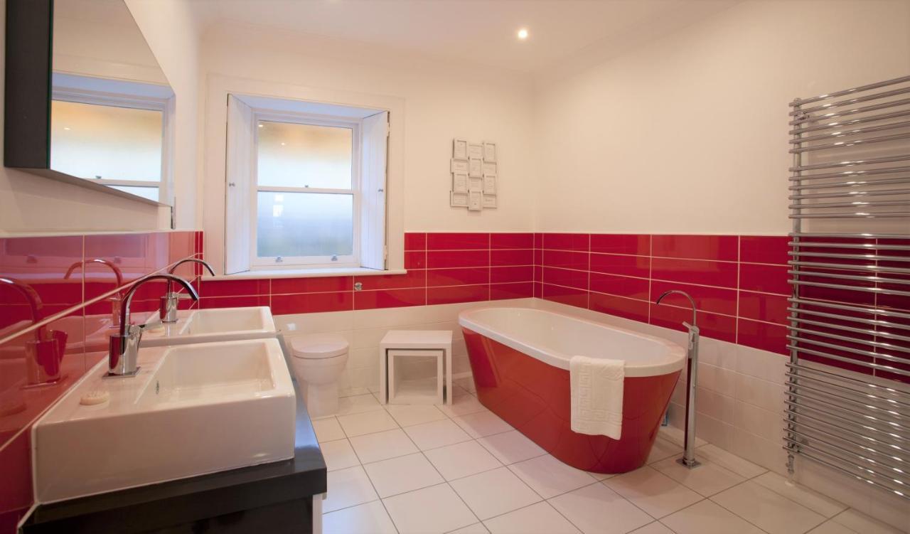 Cherry Blossom Cottage Cupar Esterno foto